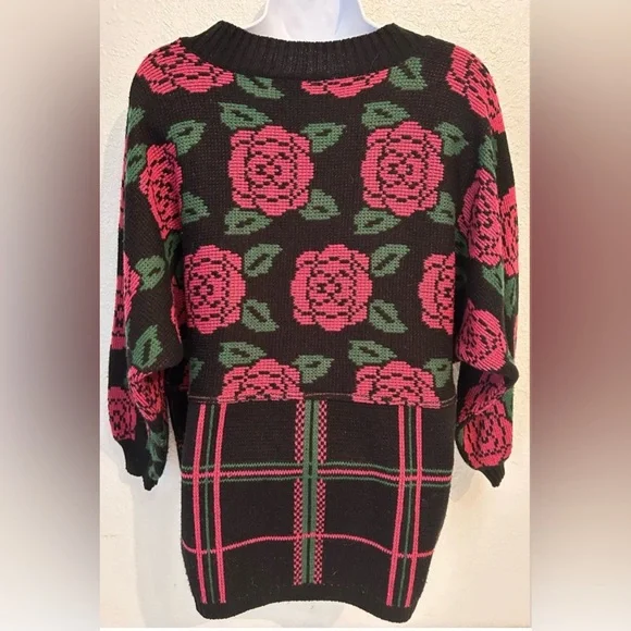 Vintage Marcella Tricot Checkered Rose Sweater - Picture 2 of 13